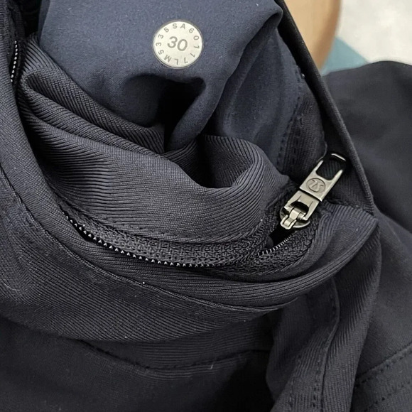 Lululemon ABC Pants Size 30 Slim Fit 5 Pocket Athleisure Golf Preppy Dark Blue - Picture 6 of 7